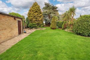 RUSH GREEN ROAD- click for photo gallery